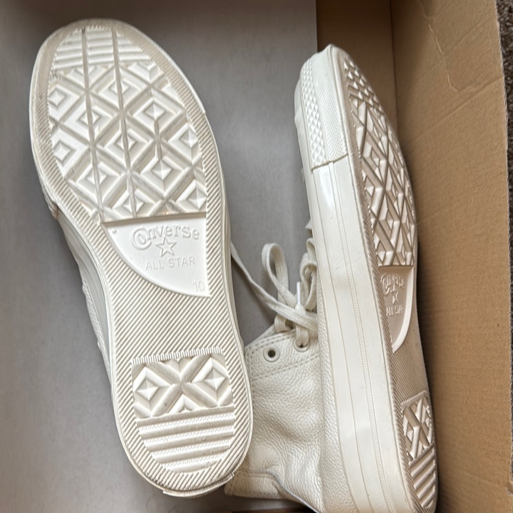 Converse White Sneakers with Canvas Material and Rubber Toe Cap - Picture 3 of 5